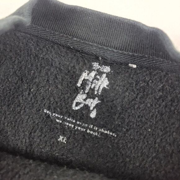 The Little Milk Bar Black Crewneck Sweatshirt Milk On Tap Womens Size XL L/S - Picture 7 of 12